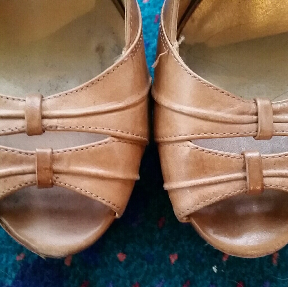 Tan summer heels